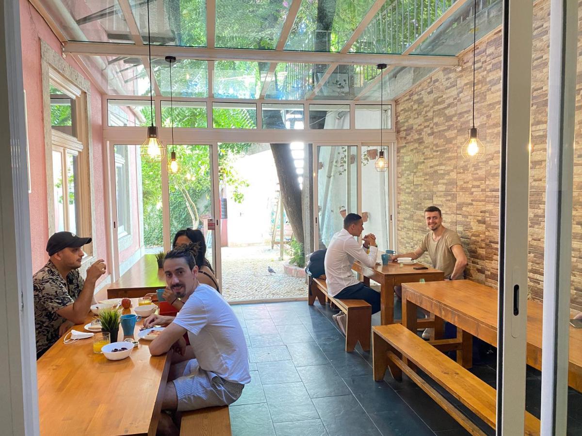 Safestay Lisbon Bairro Alto Bagian luar foto
